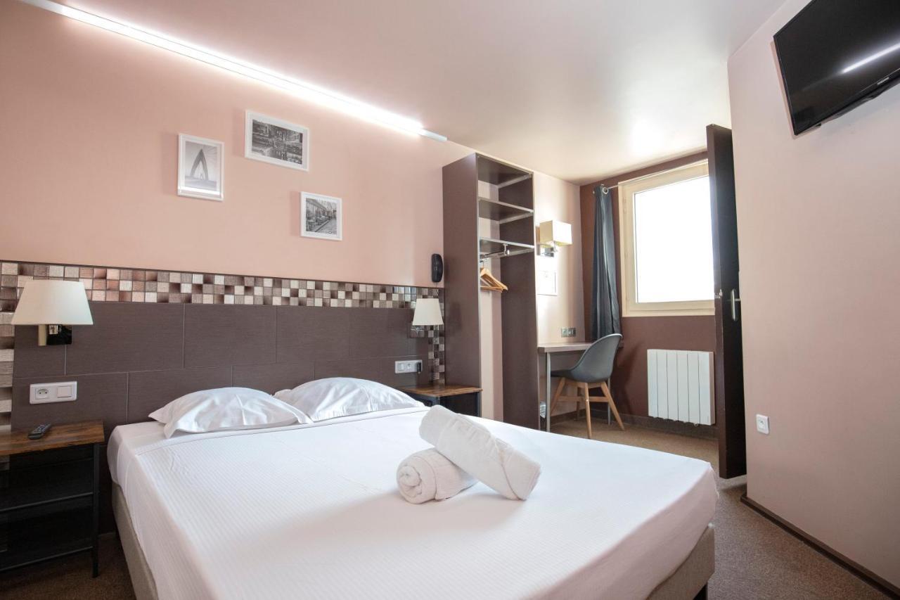 Wink Hotel Juvisy Exterior foto