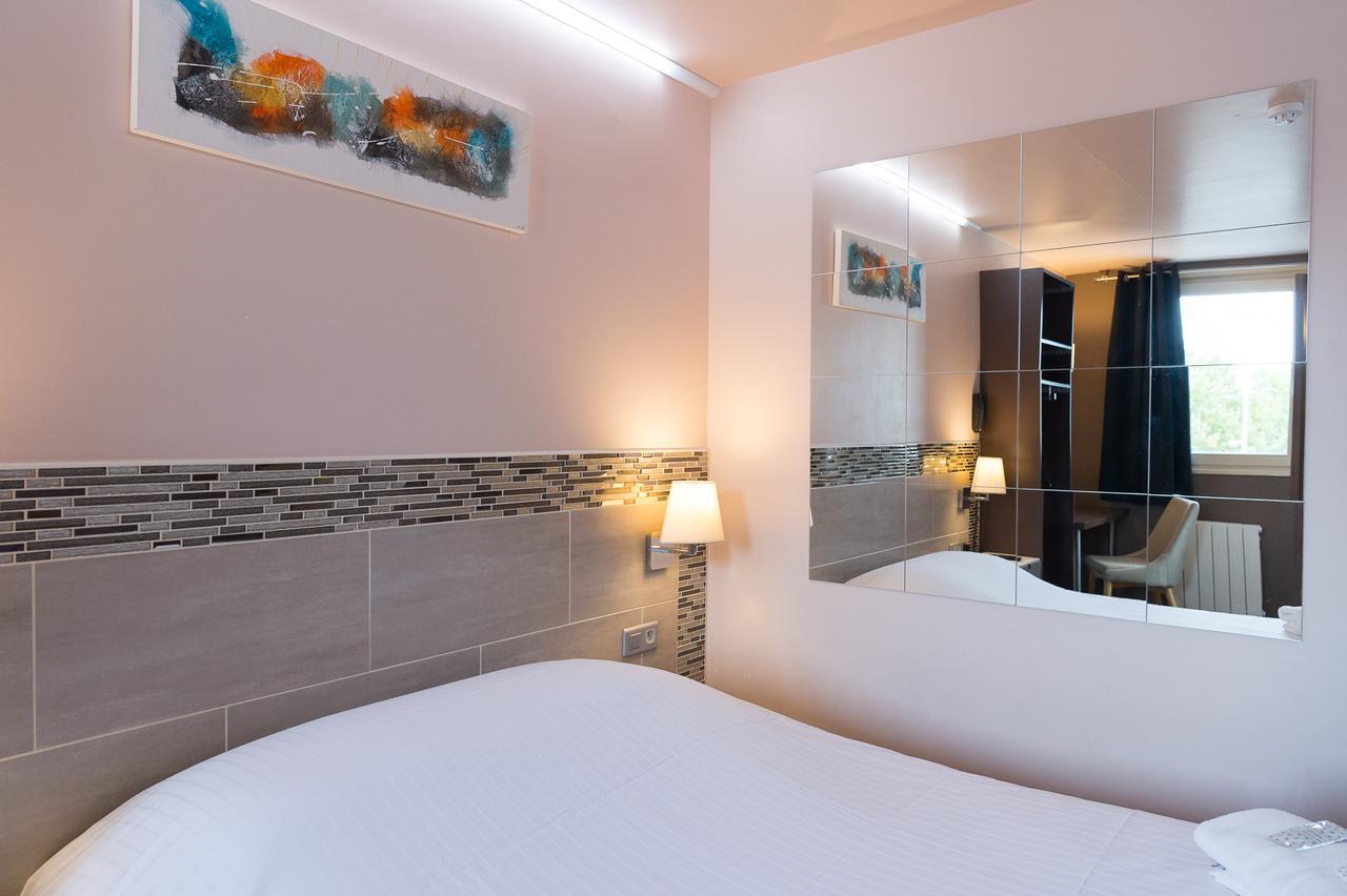 Wink Hotel Juvisy Exterior foto